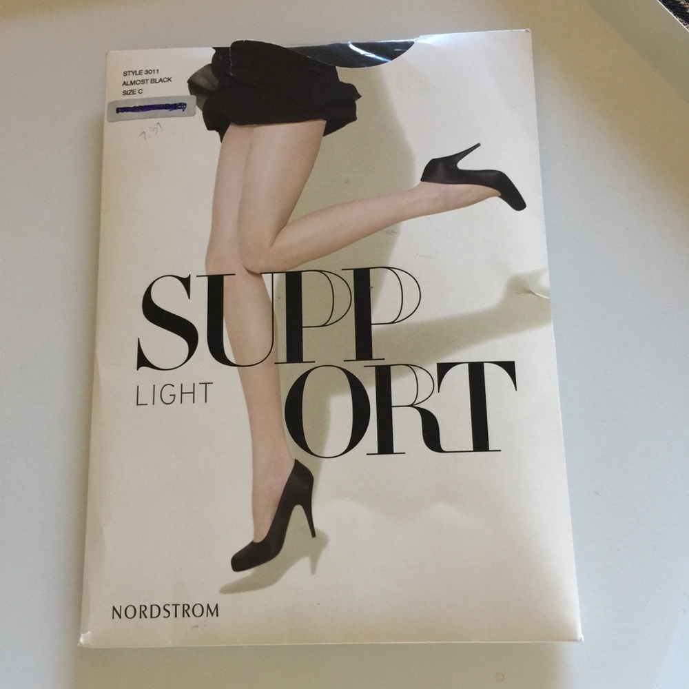 NORDSTROM LIGHT SUPPORT PANTYHOSE ALMOST BLACK SIZE C NWT